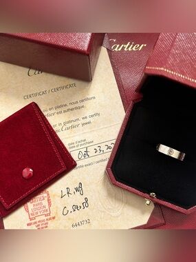 Cartier Love Ring 18K White Gold Classic Model 5.5 mm Size 58 / US 8.25 Full Set